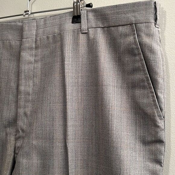 Men's Gray Glen Plaid Flat Front Mid-Rise Dress Pants Size 42 - Picture 2 of 5